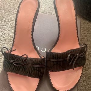 Gucci heels. 100% AUTHENTIC.